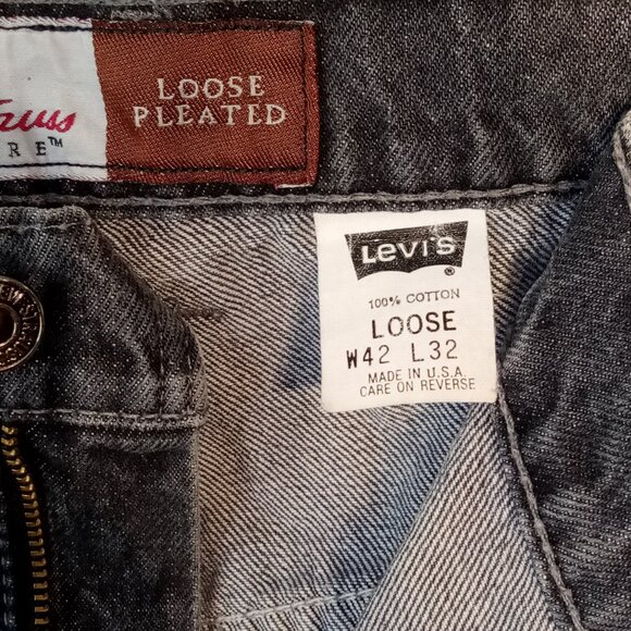 LEVI'S 546 Jeans Men's 42 x 32 Vintage Black Loose Pleated Made in USA - Picture 6 of 13